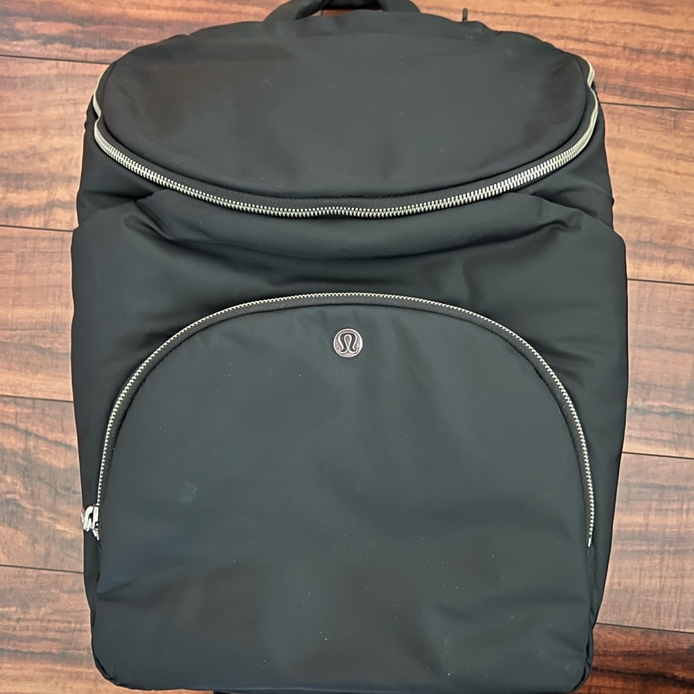 ✨LULULEMON NEW PARENT BACKPACK✨